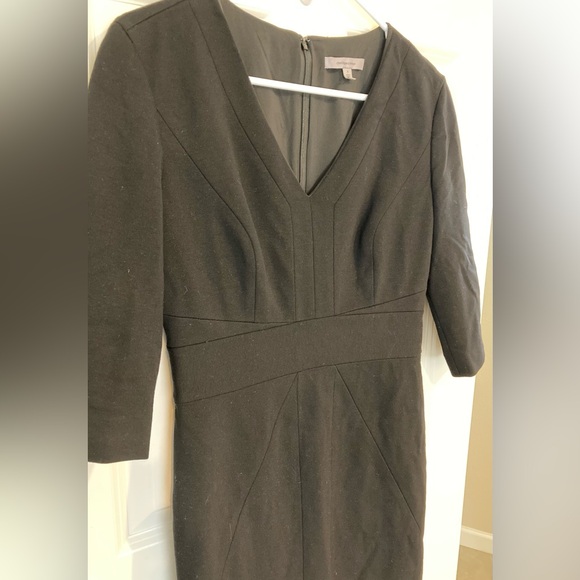 Classiques Entier Black V-Neck Ponte Knee-Length Sheath Dress (Sz 6) - Picture 4 of 7